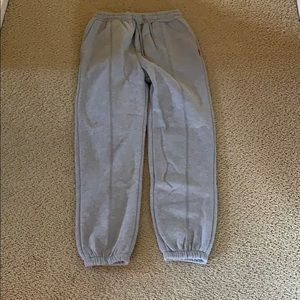 gray fleece sweatpants